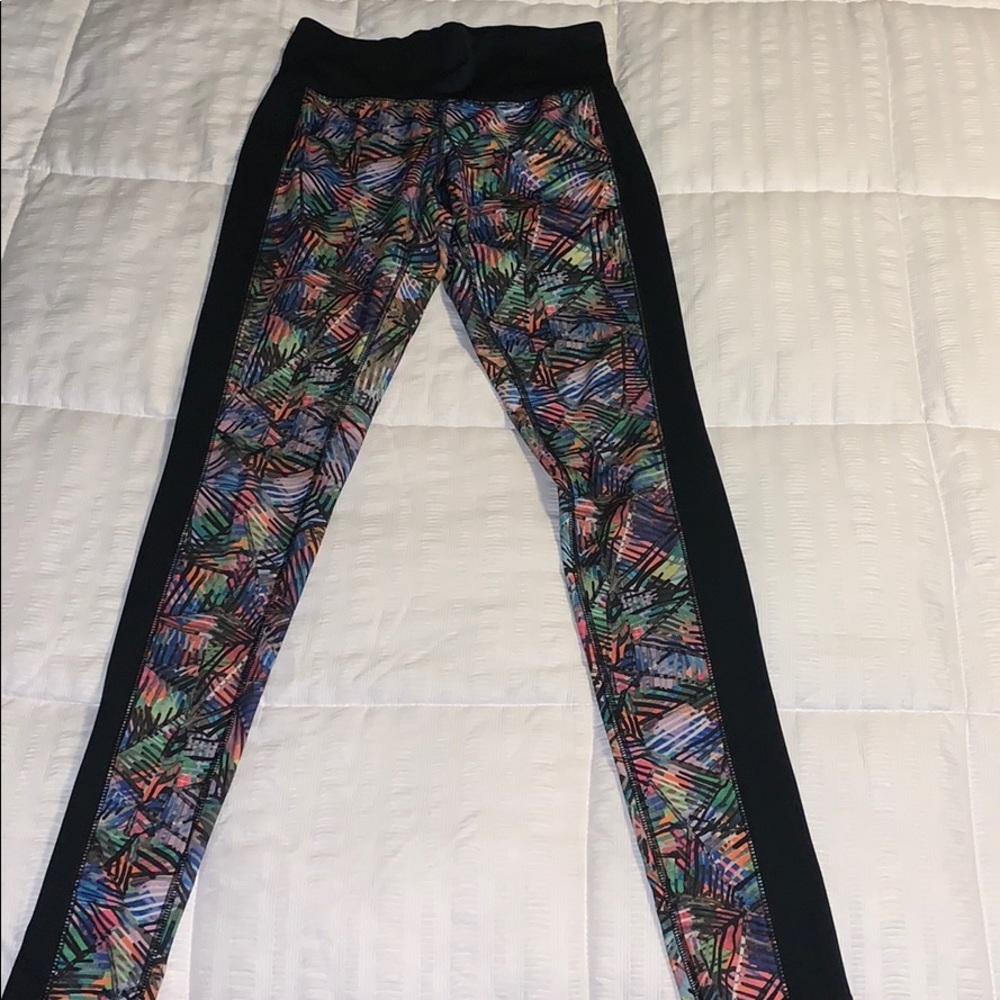 athletic leggings